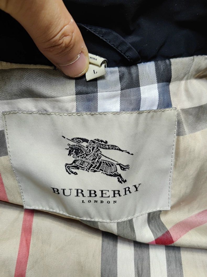 Burberry Burberry Black Hooded Jacket L Size US L / EU 52-54 / 3 - 4 Thumbnail