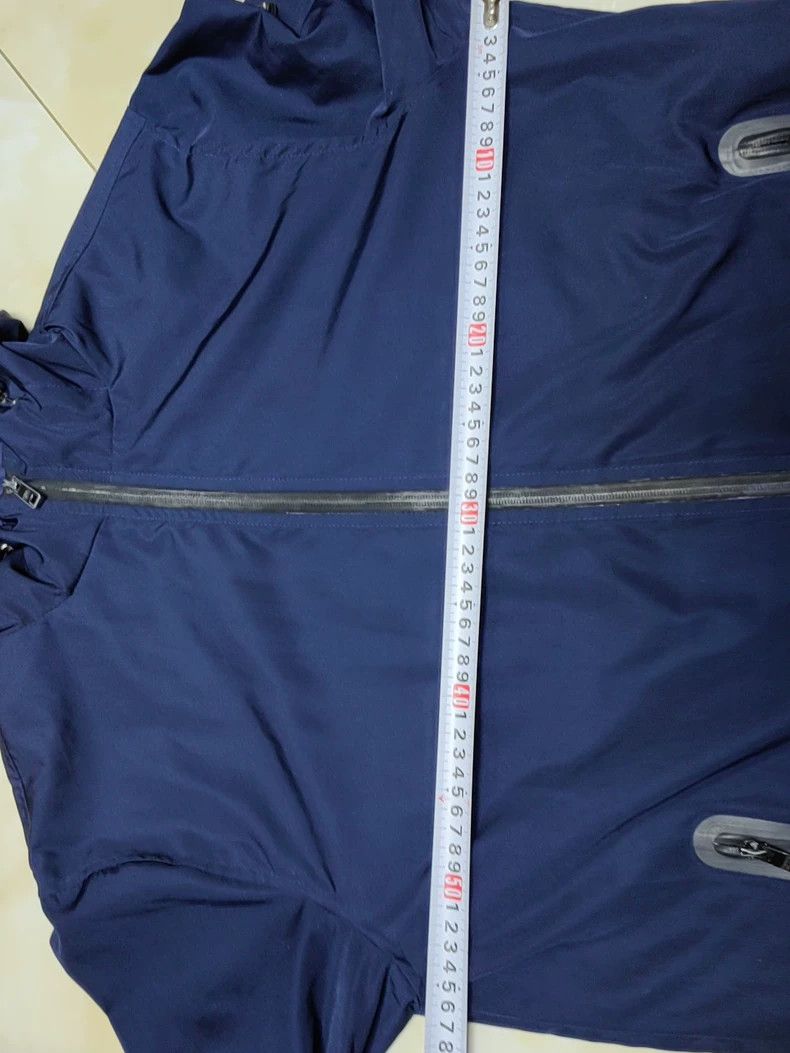 Prada Prada Navy Hooded Jacket Size US L / EU 52-54 / 3 - 8 Thumbnail