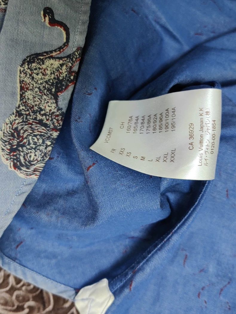Louis Vuitton LV Blue Lion Print Long Sleeve Shirt Size US M / EU 48-50 / 2 - 6 Thumbnail