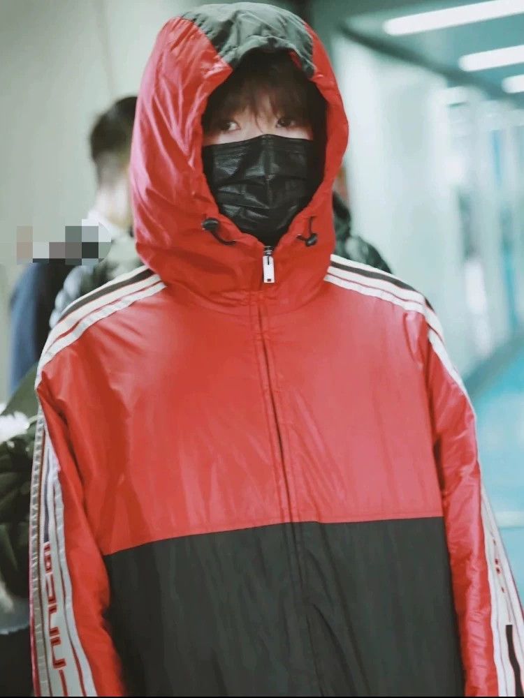 Gucci Gucci Red Black Zip Coat 48 Size US L / EU 52-54 / 3 - 9 Thumbnail