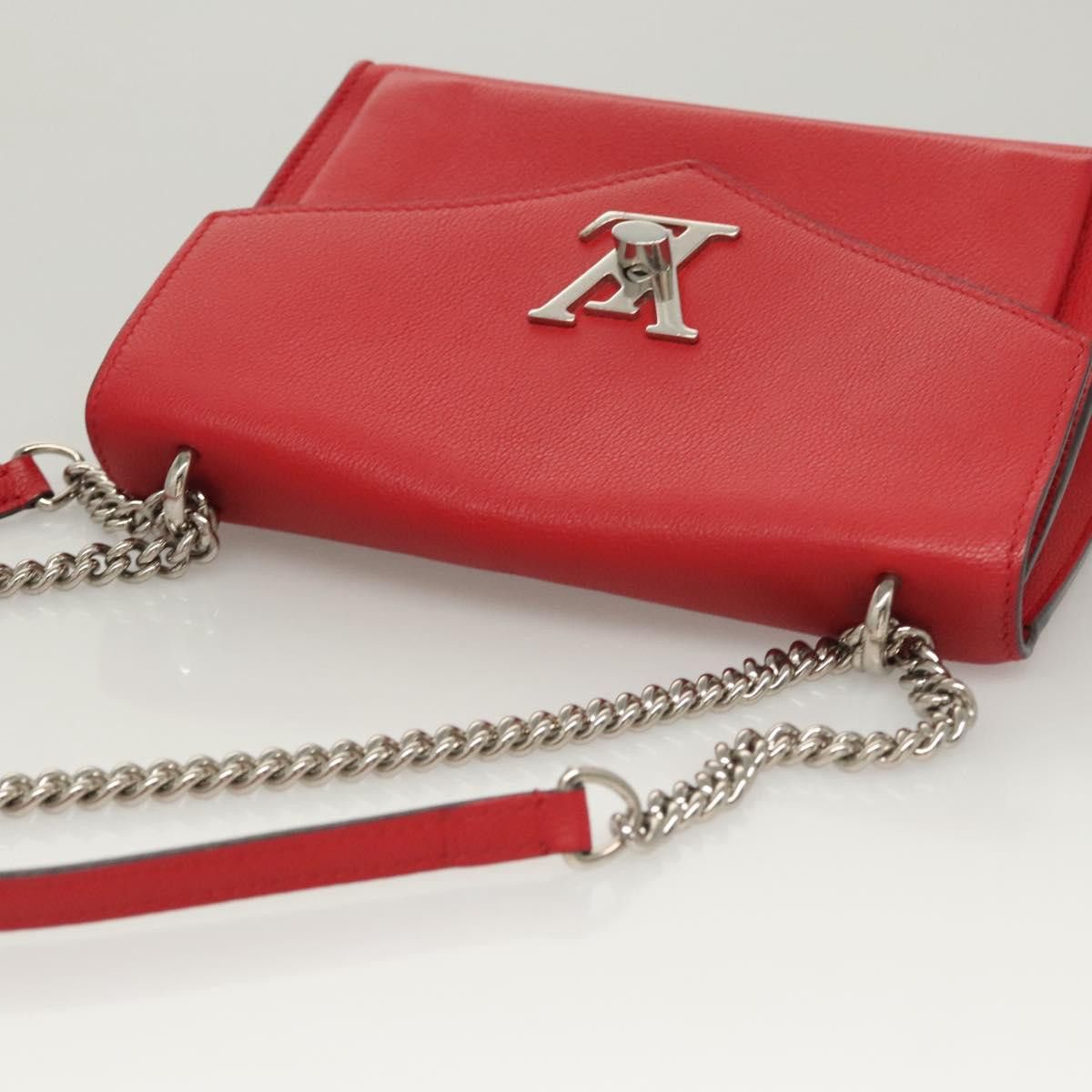 Louis Vuitton Louis Vuitton Mylockme shoulder Size ONE SIZE - 23 Thumbnail
