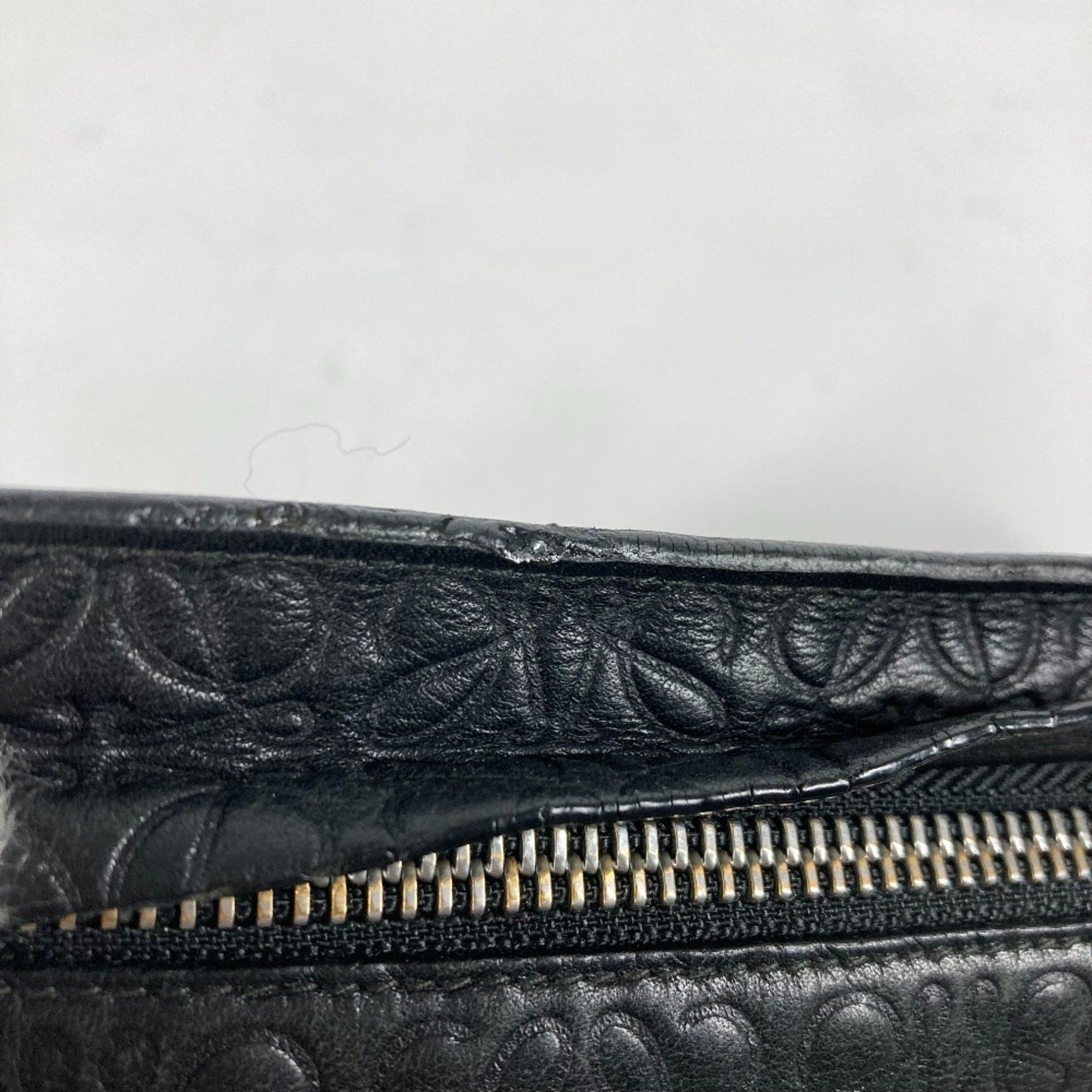 Loewe Loewe T pouch clutch Size ONE SIZE - 11 Thumbnail