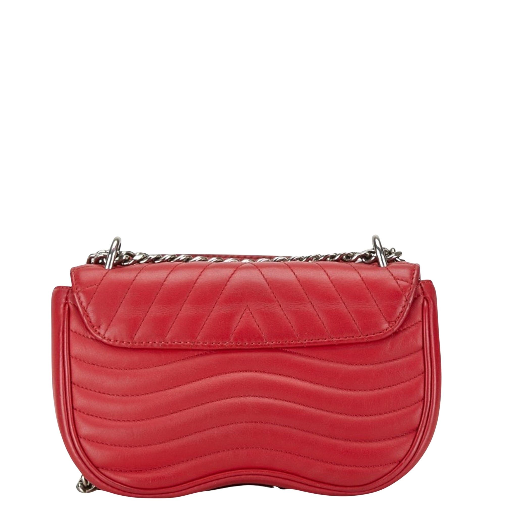 Louis Vuitton Louis Vuitton New Wave shoulder Size ONE SIZE - 2 Thumbnail