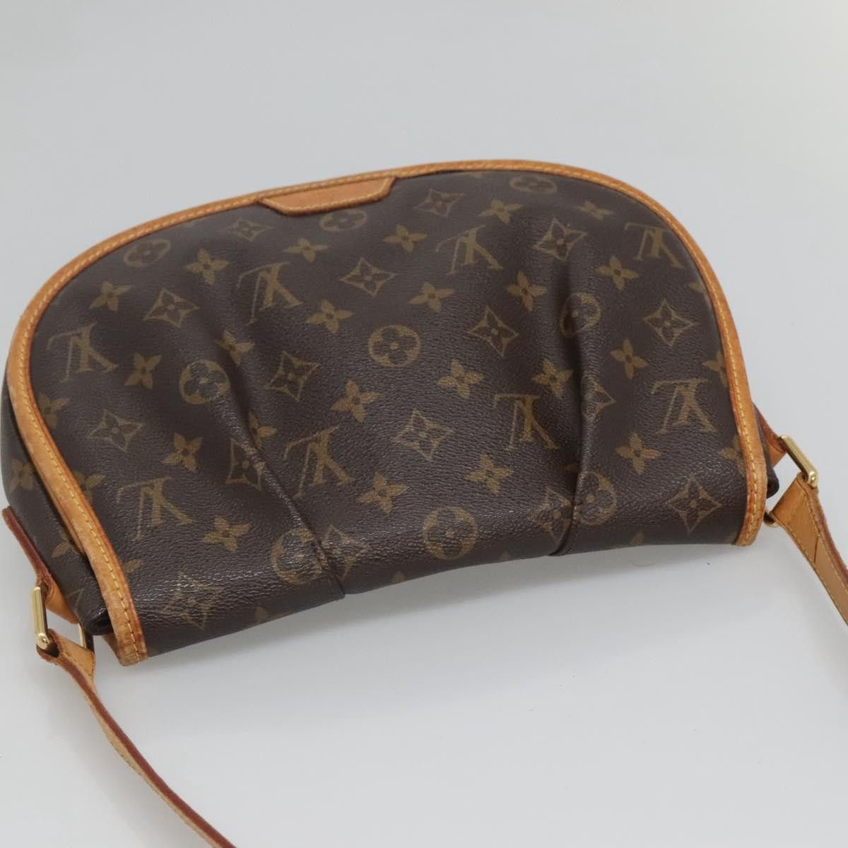 Louis Vuitton Louis Vuitton Menilmontant shoulder Size ONE SIZE - 20 Thumbnail