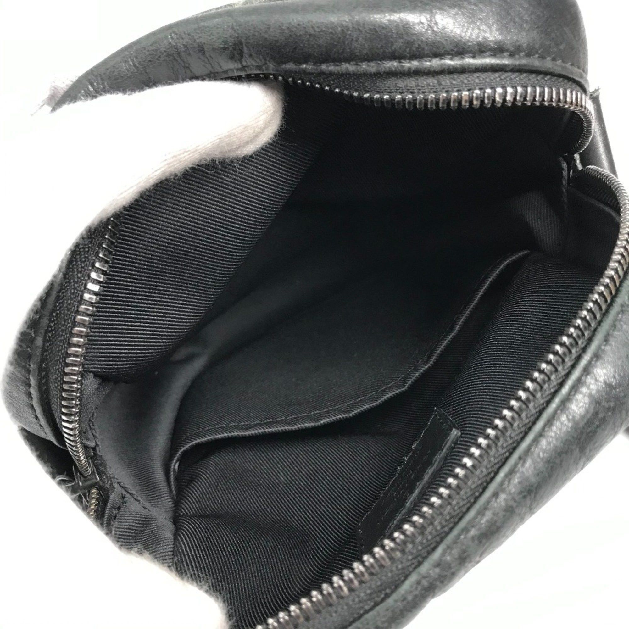 Louis Vuitton Louis Vuitton Danube shoulder Size ONE SIZE - 13 Thumbnail