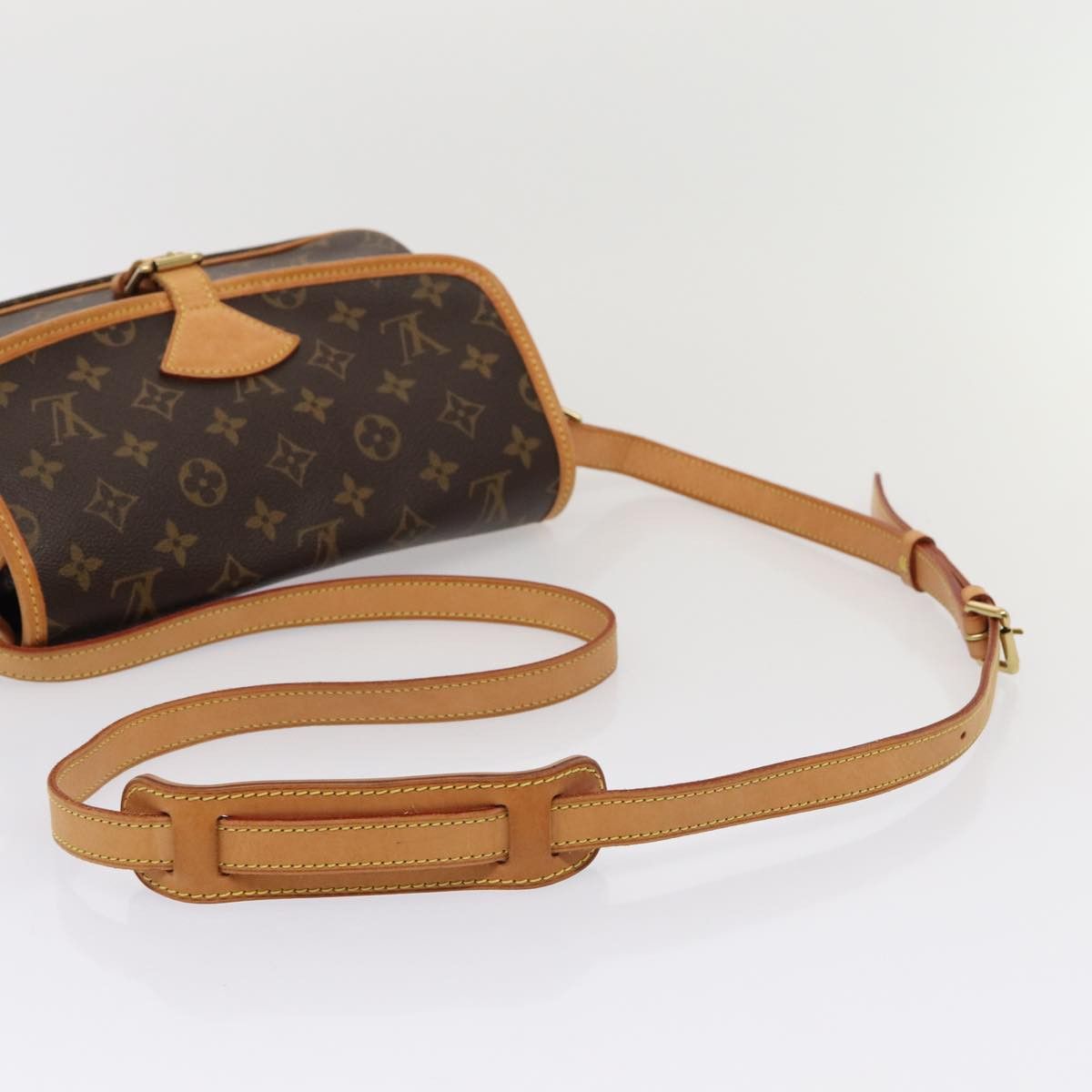 Louis Vuitton Louis Vuitton Sologne shoulder Size ONE SIZE - 4 Thumbnail
