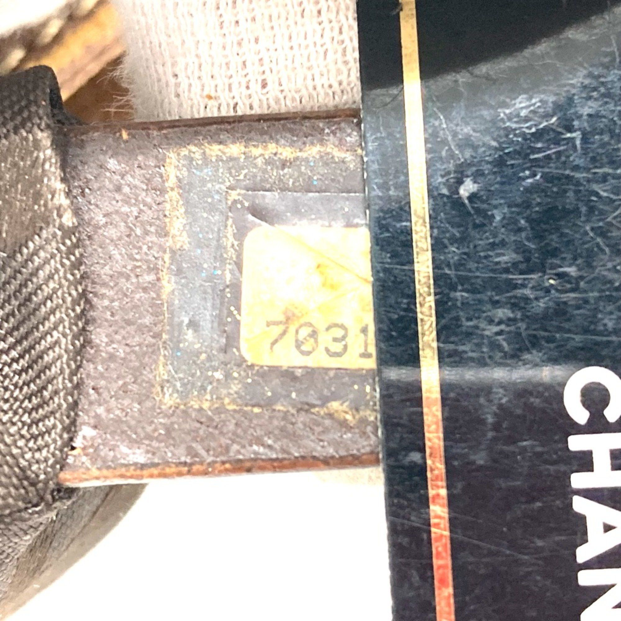 Chanel Chanel Logo CC handbag Size ONE SIZE - 6 Thumbnail