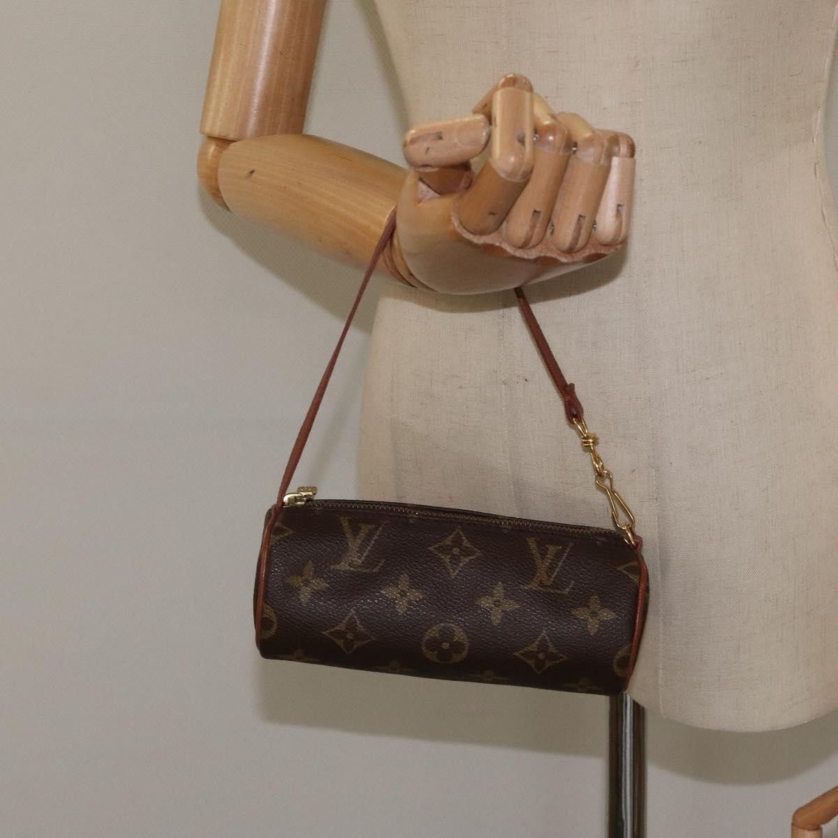 Louis Vuitton Louis Vuitton Papillon clutch Size ONE SIZE - 13 Thumbnail