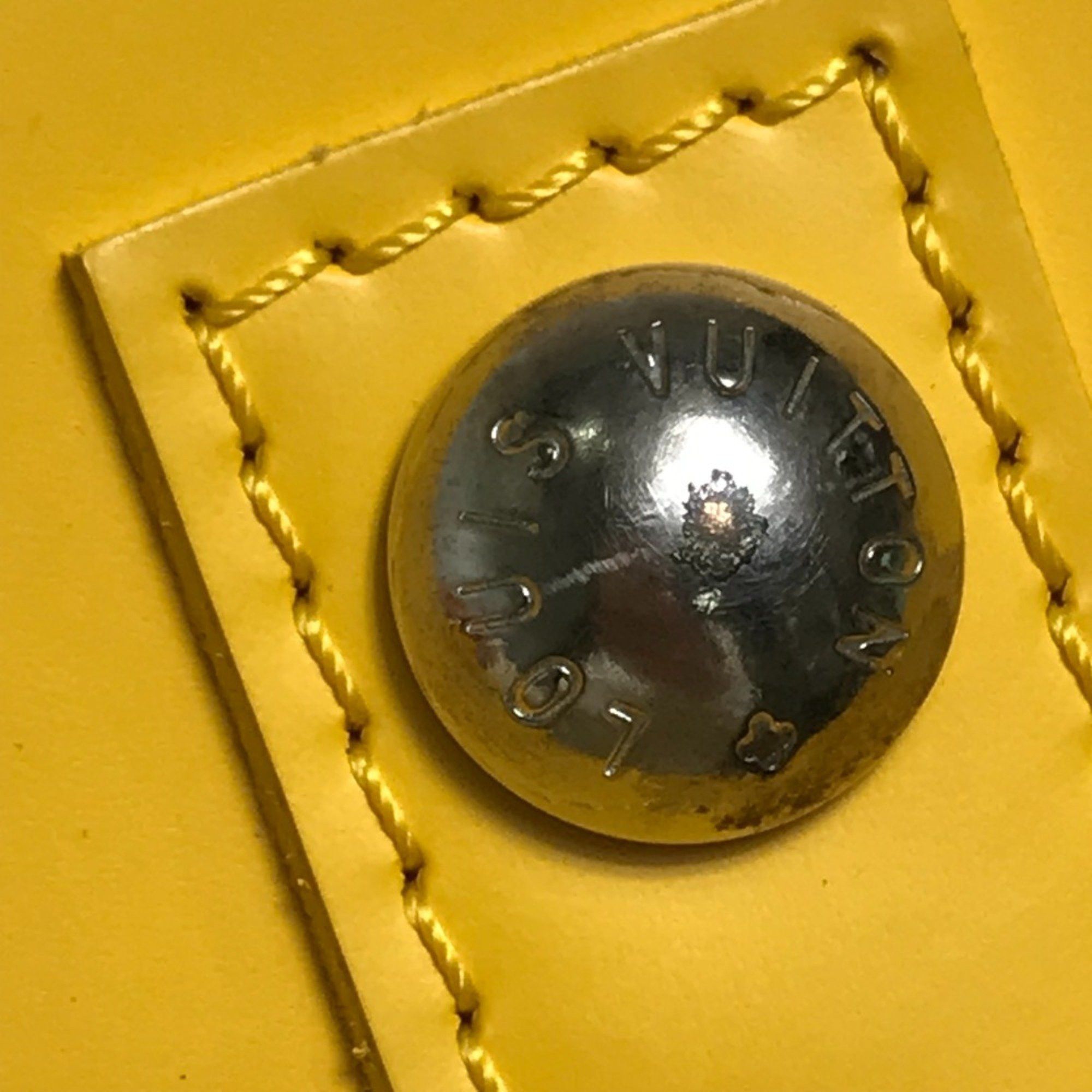 Louis Vuitton Louis Vuitton Alma handbag Size ONE SIZE - 6 Thumbnail