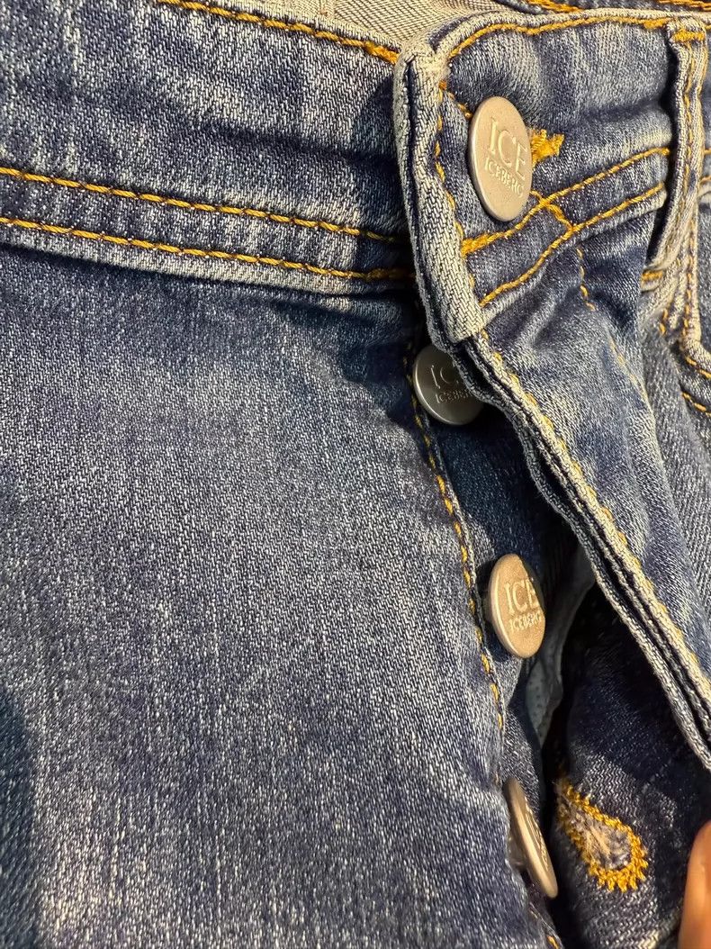 Iceberg ICEBERG cartoon men's jeans 36 Size US 36 / EU 52 - 4 Thumbnail