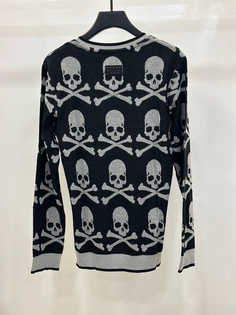 Philipp Plein Philipp Plein skull V-neck knit top Size US M / EU 48-50 / 2 - 2 Thumbnail