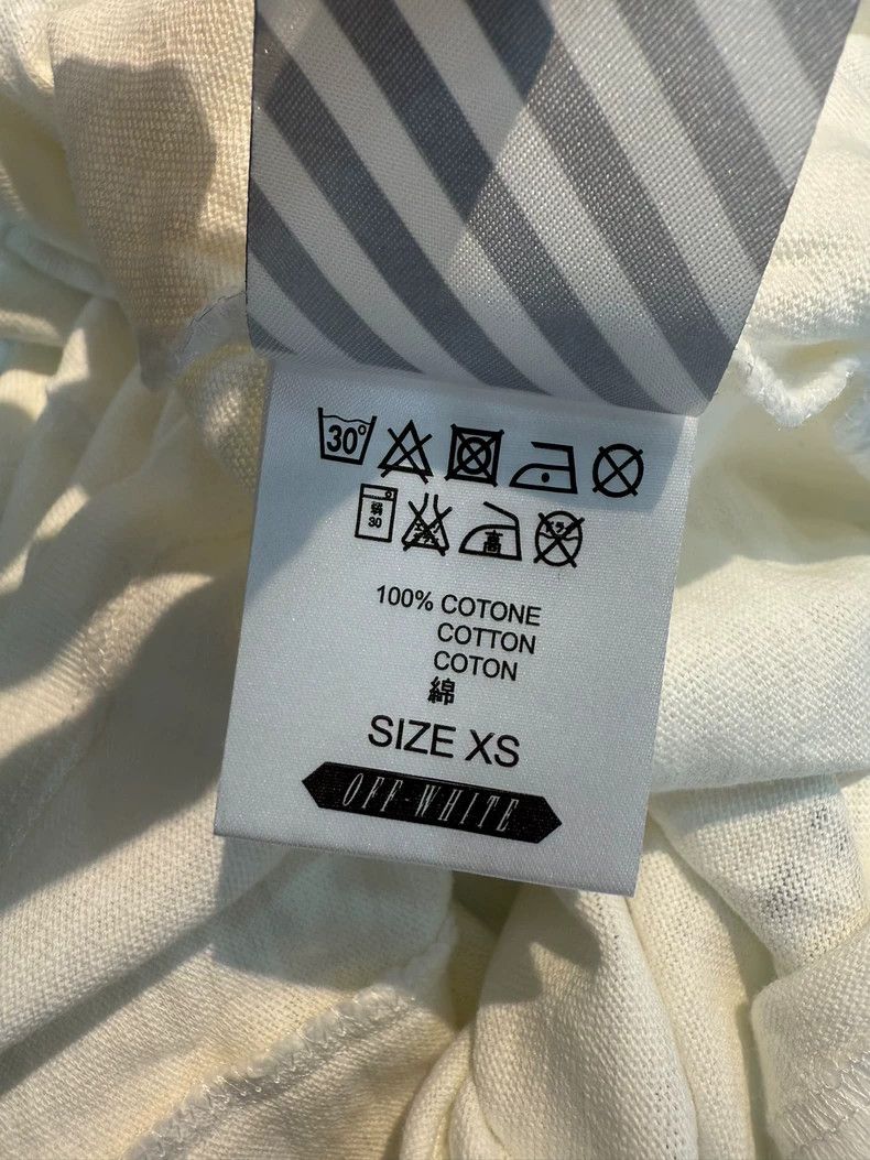 Off-White Off-White Indian Print Men's T-Shirt Size US XS / EU 42 / 0 - 5 Thumbnail