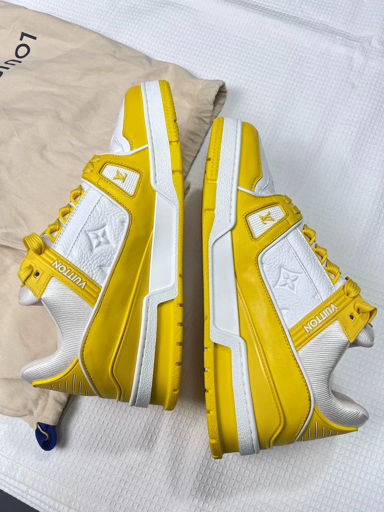 Louis Vuitton louis vuitton lv trainer white yellow shoes Size US 7 / EU 40 - 4 Thumbnail