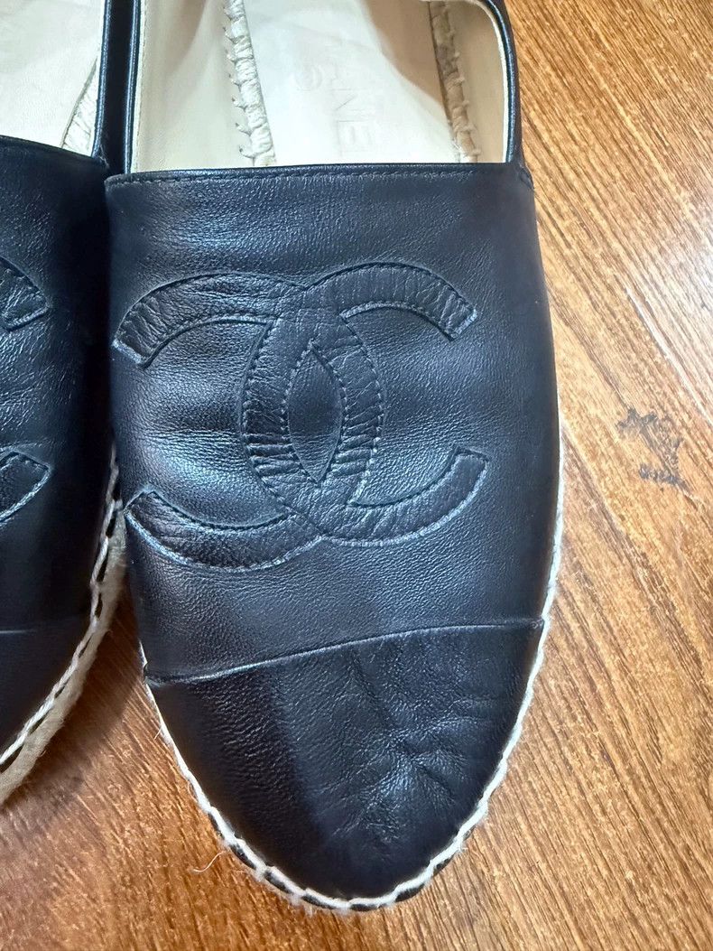 Chanel chanel black slip on shoes Size US 10 / EU 43 - 2 Thumbnail