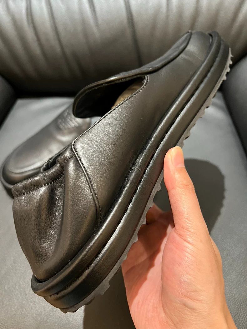 Emporio Armani emporio armani leather slip on shoes Size US 8 / EU 41 - 6 Thumbnail