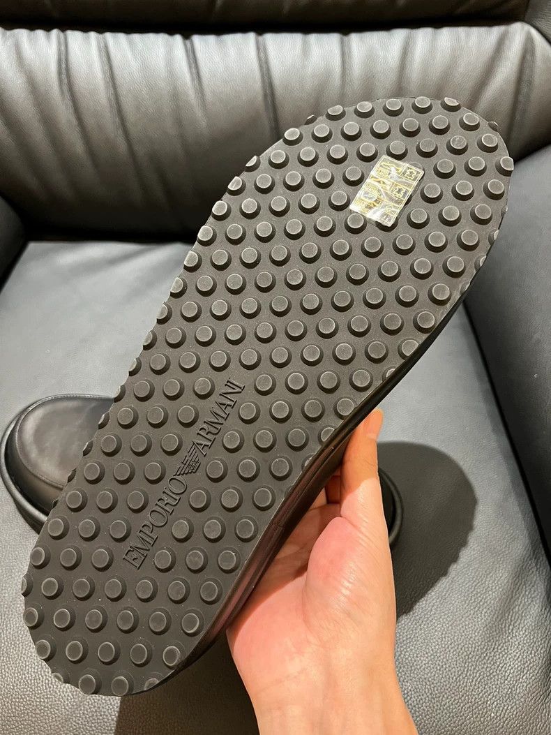 Emporio Armani emporio armani leather slip on shoes Size US 8 / EU 41 - 8 Thumbnail