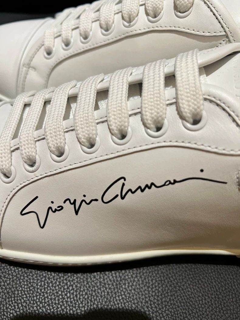 Emporio Armani Giorgio Armani white leather sneakers Size US 8 / EU 41 - 4 Thumbnail