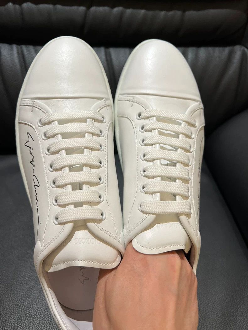 Emporio Armani Giorgio Armani white leather sneakers Size US 8 / EU 41 - 2 Thumbnail