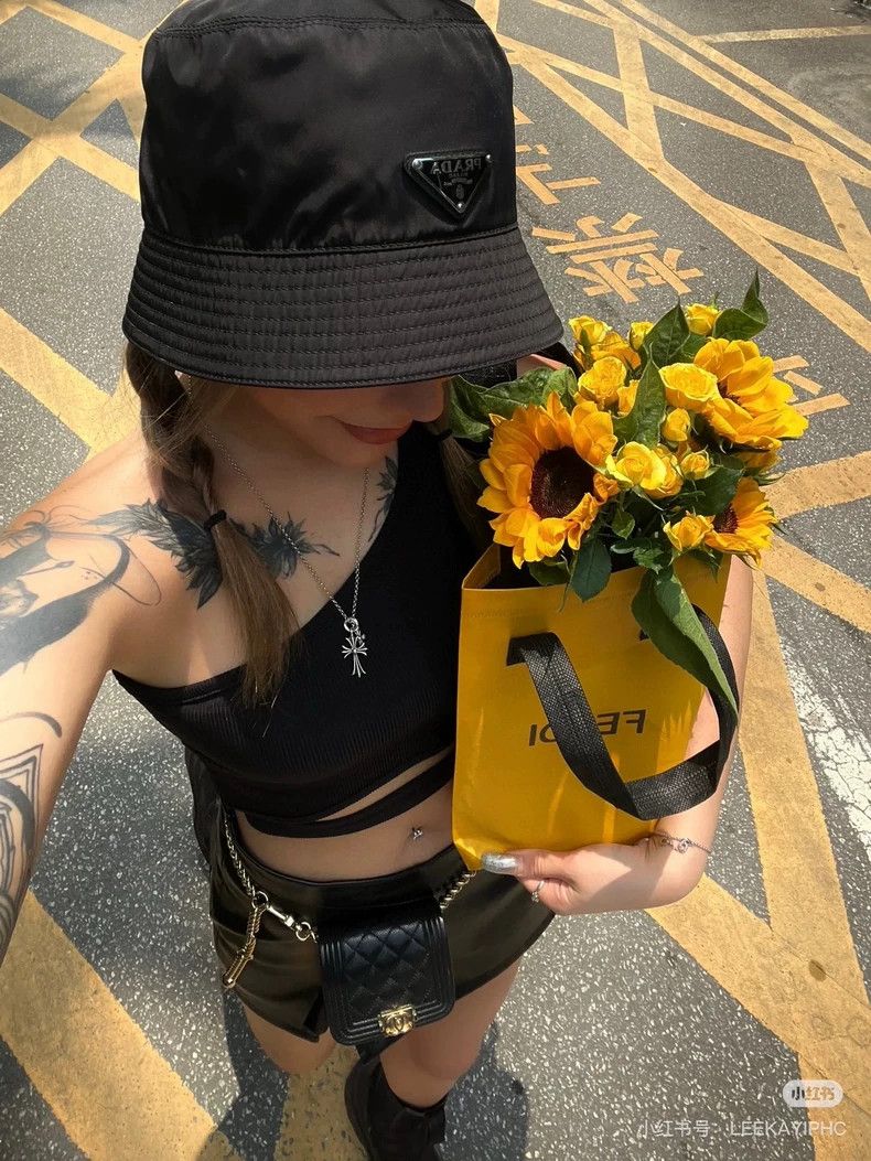 Prada prada black nylon bucket hat Size ONE SIZE - 7 Thumbnail