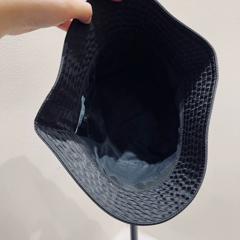 Prada prada black nylon bucket hat Size ONE SIZE - 4 Thumbnail