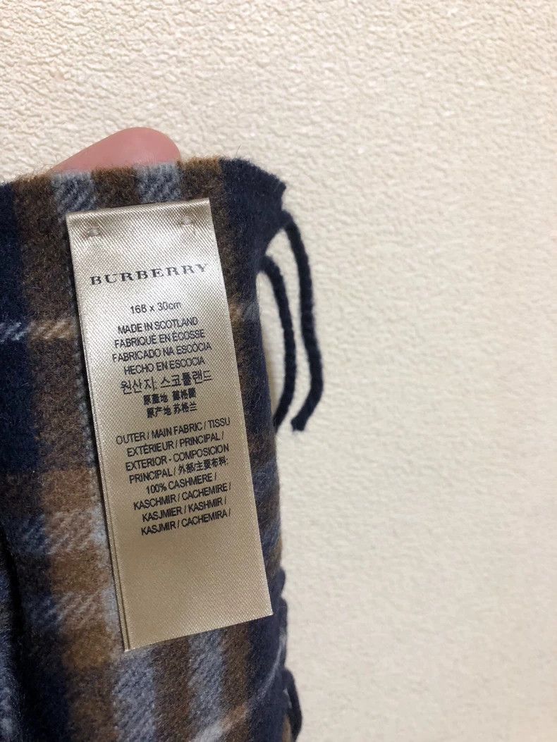 Burberry BURBERRY classic check cashmere scarf Size ONE SIZE - 7 Thumbnail