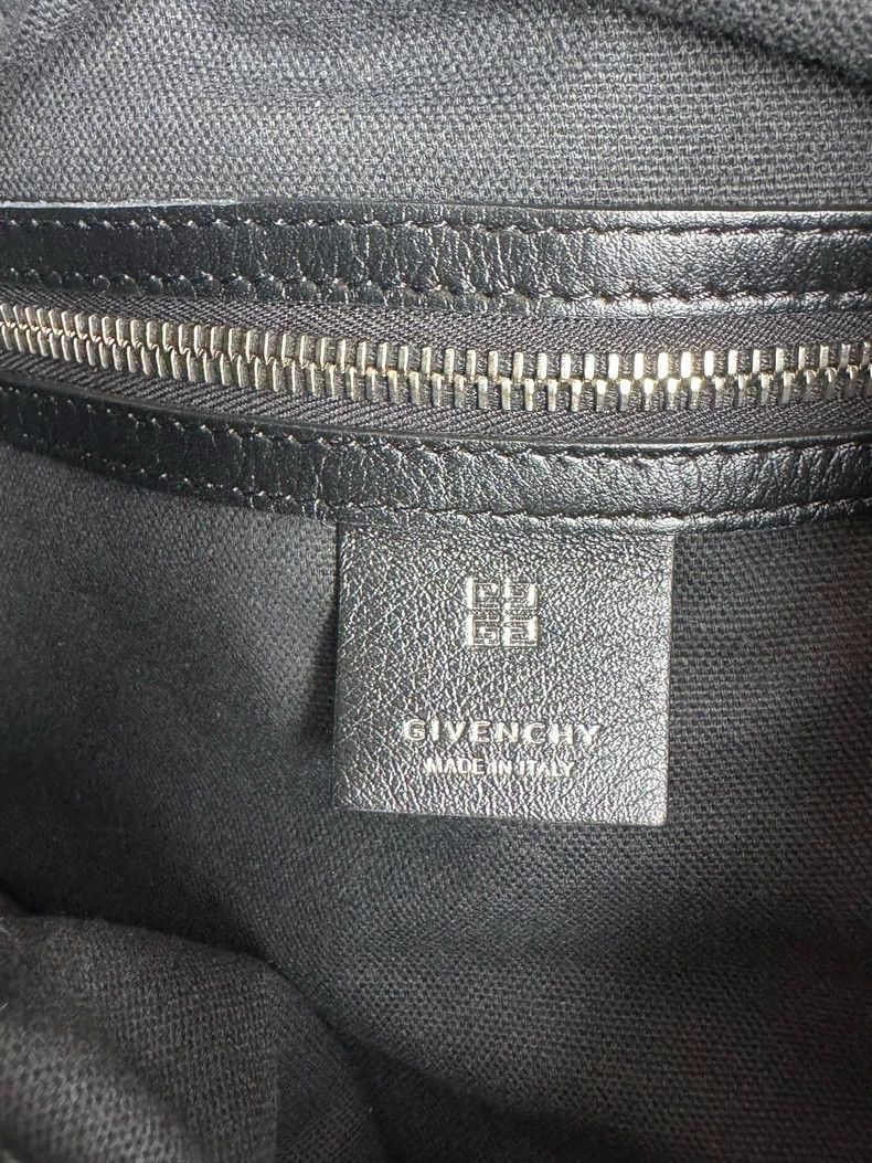 Givenchy Givenchy Black Medium Voyou Shoulder Bag Size ONE SIZE - 8 Thumbnail