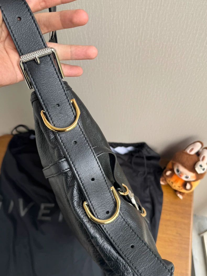 Givenchy Givenchy Black Medium Voyou Shoulder Bag Size ONE SIZE - 5 Thumbnail