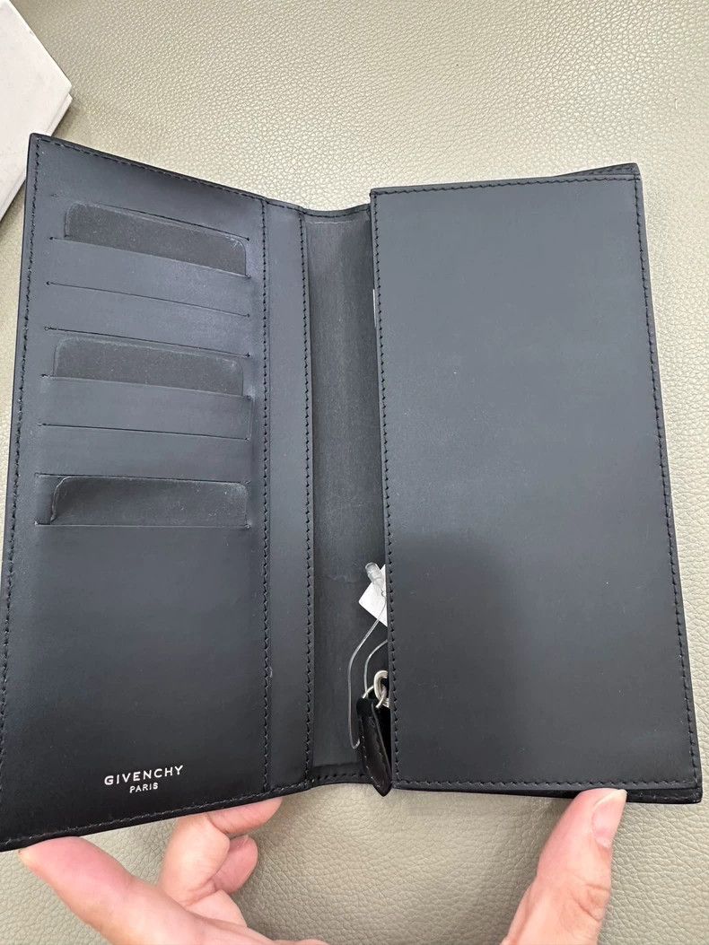 Givenchy givenchy dog long wallet Size ONE SIZE - 3 Thumbnail