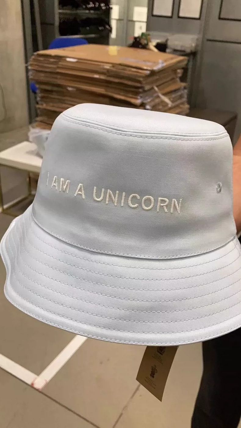 Burberry burberry blue unicorn fisherman hat Size ONE SIZE - 4 Thumbnail