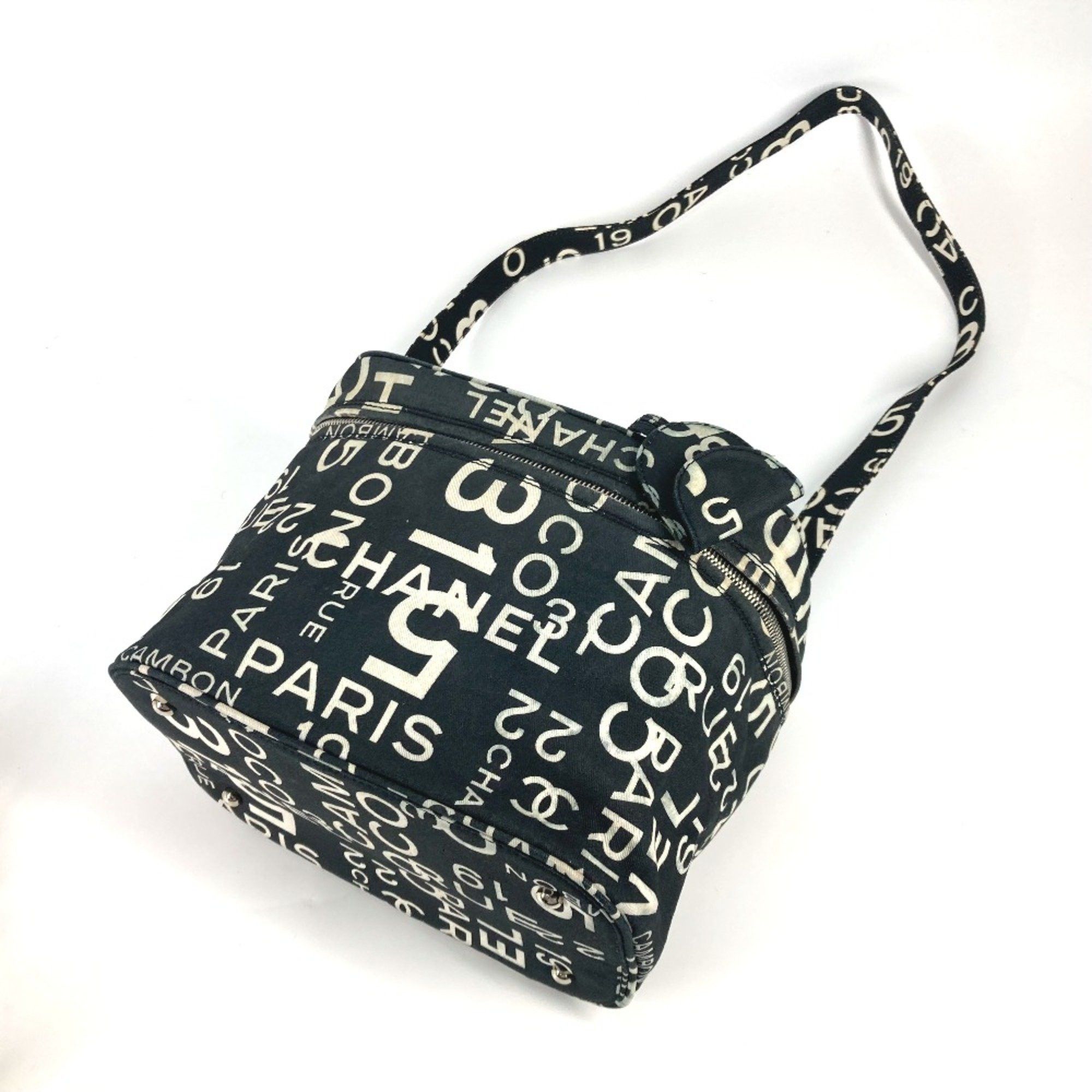 Chanel Vanity shoulder