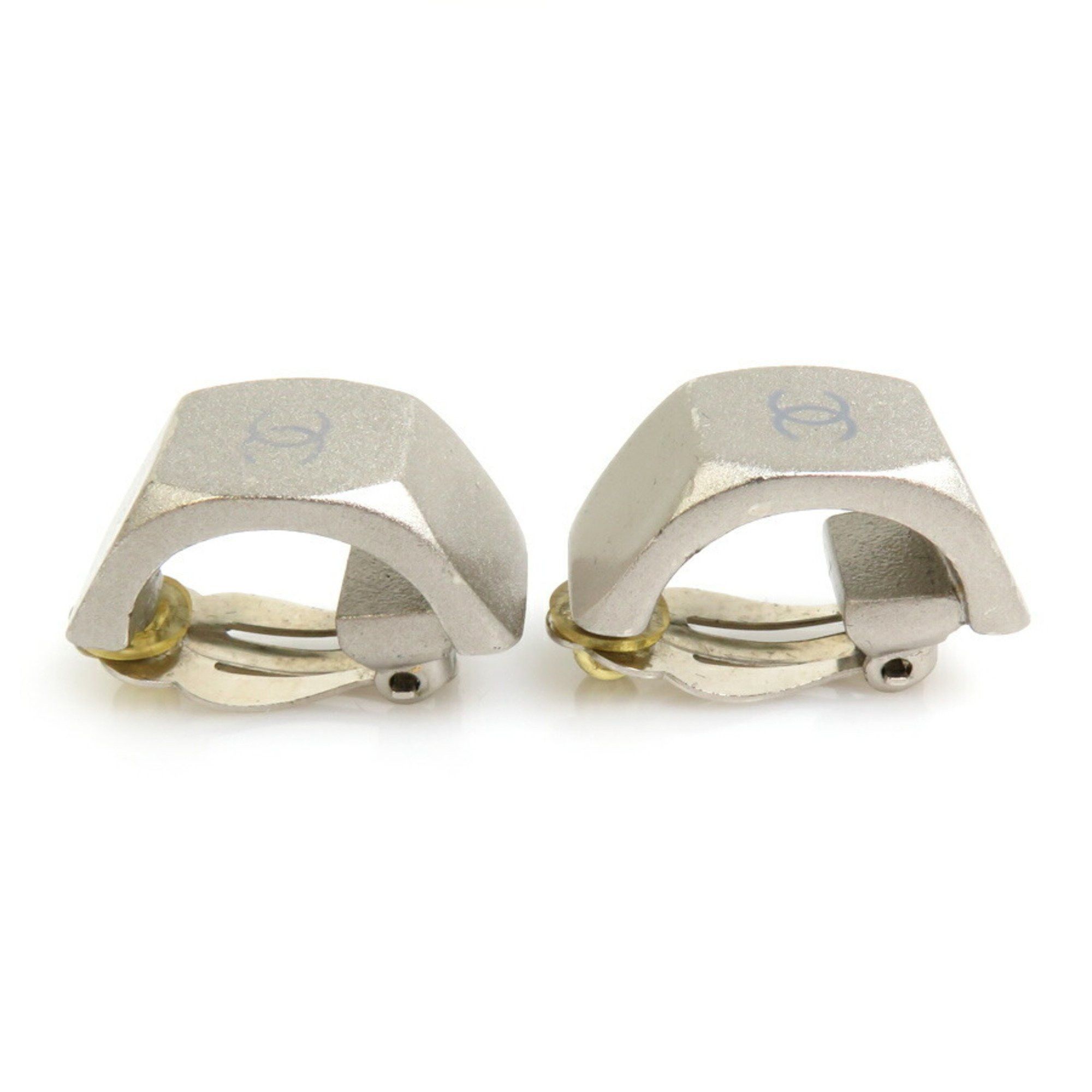 Chanel Chanel Logo CC earring Size ONE SIZE - 3 Thumbnail