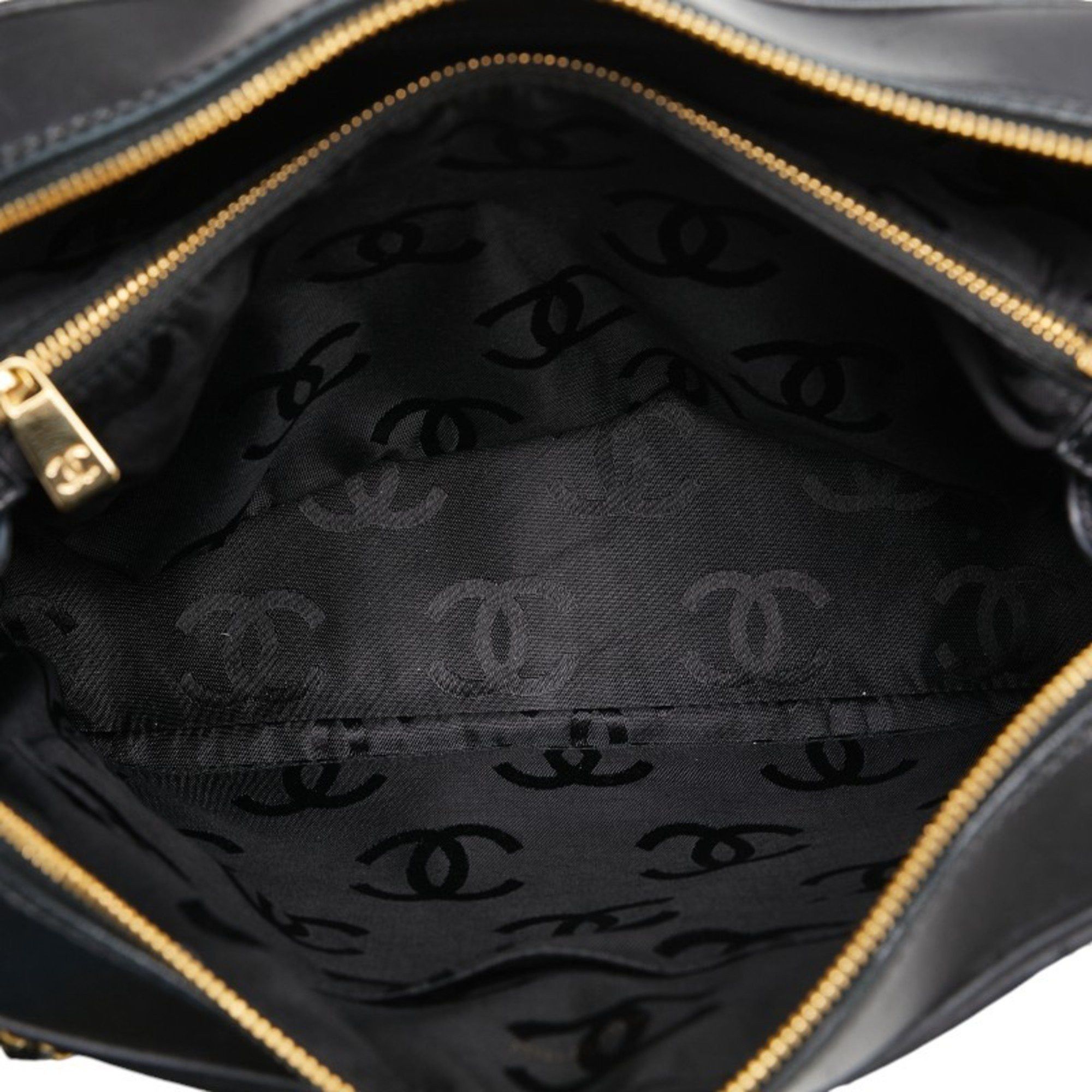 Chanel Chanel V-Stich shoulder Size ONE SIZE - 4 Thumbnail