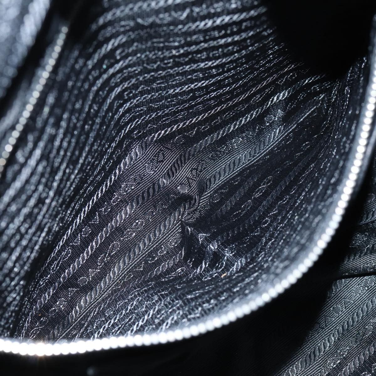 Prada Prada Re-Nylon handbag Size ONE SIZE - 21 Thumbnail