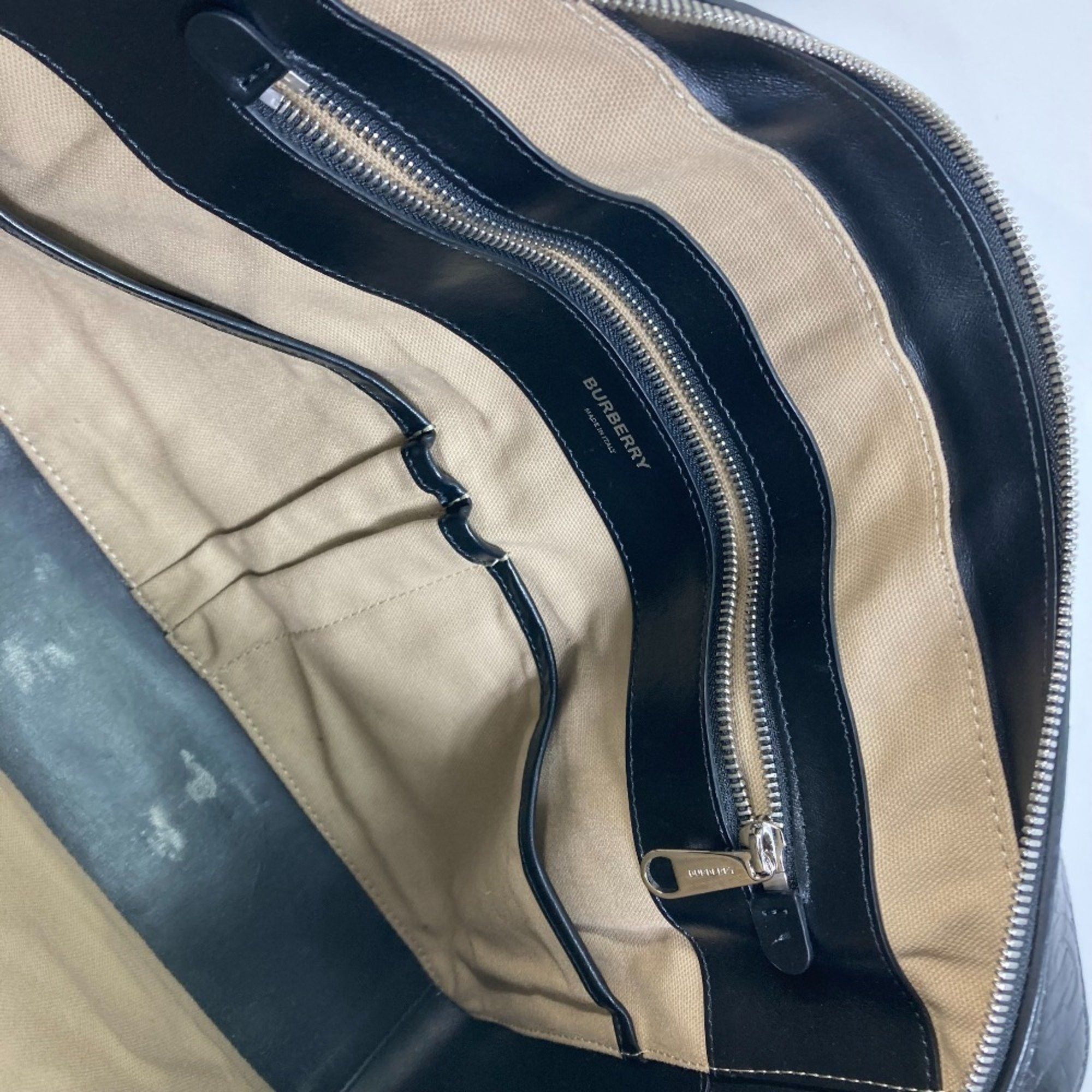 Burberry Burberry TB shoulder Size ONE SIZE - 14 Thumbnail