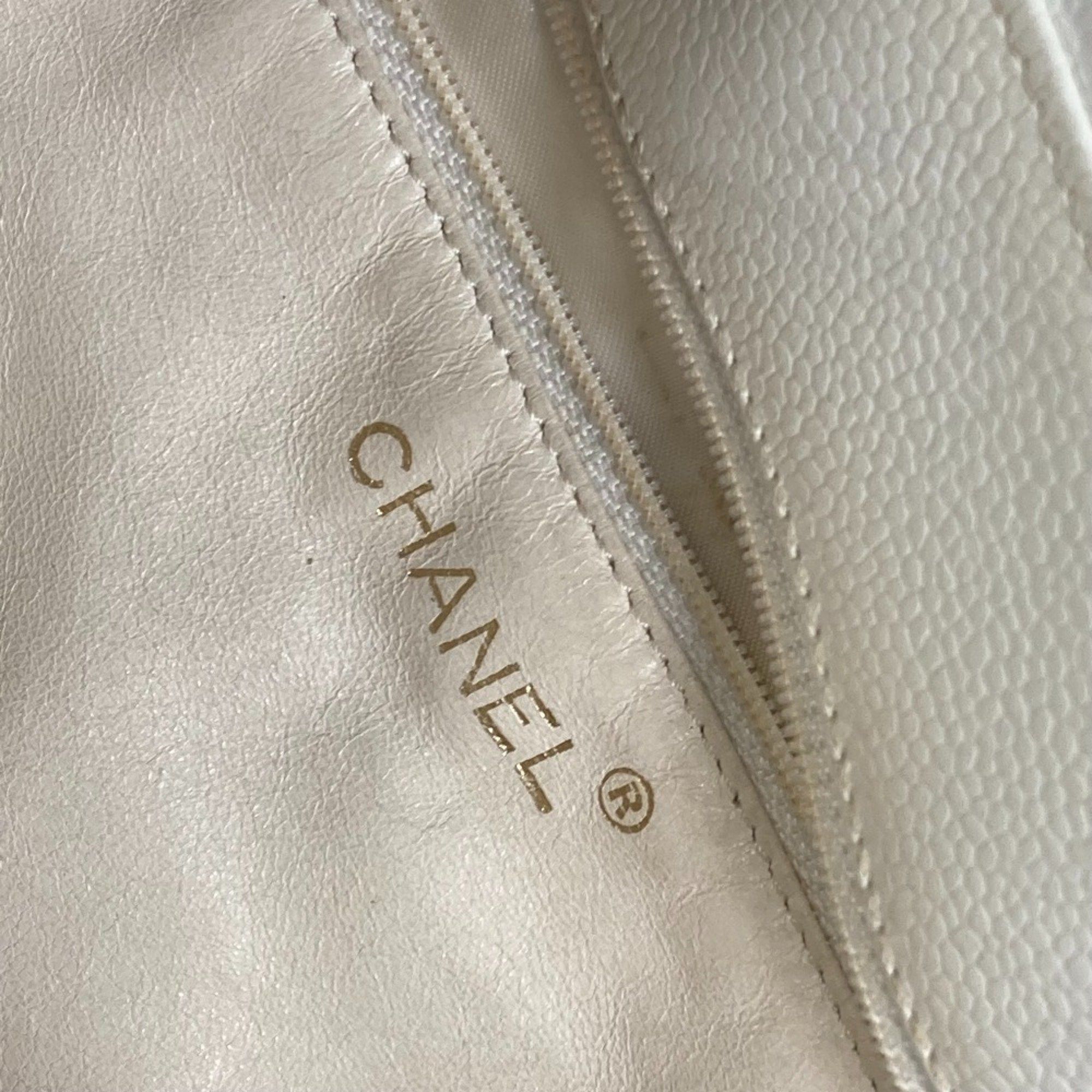 Chanel Chanel Logo CC tote Size ONE SIZE - 8 Thumbnail