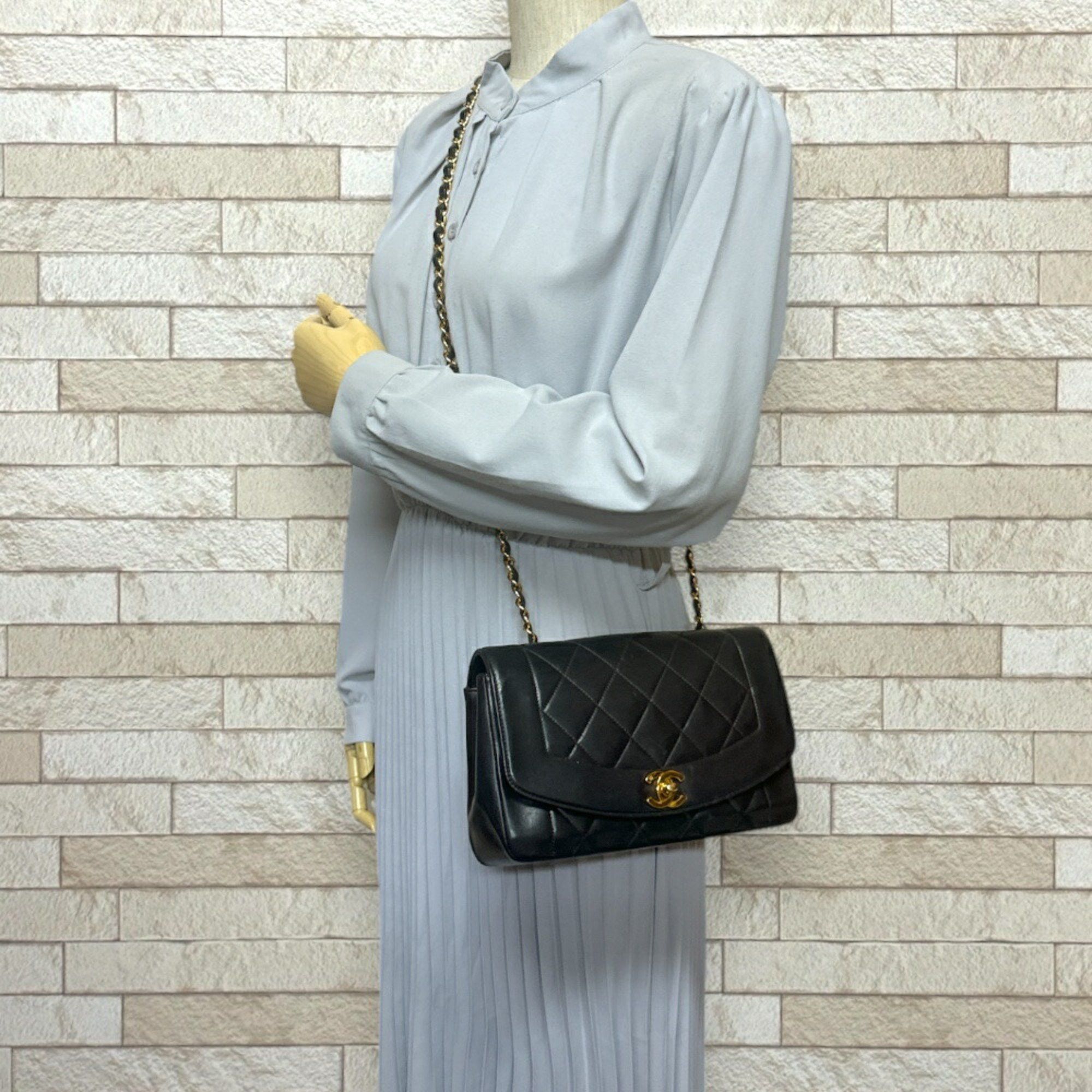 Chanel Chanel Diana shoulder Size ONE SIZE - 9 Thumbnail
