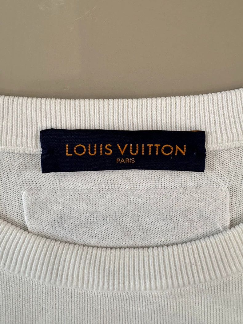 Louis Vuitton LV short sleeve geometric pattern top Size US L / EU 52-54 / 3 - 3 Thumbnail