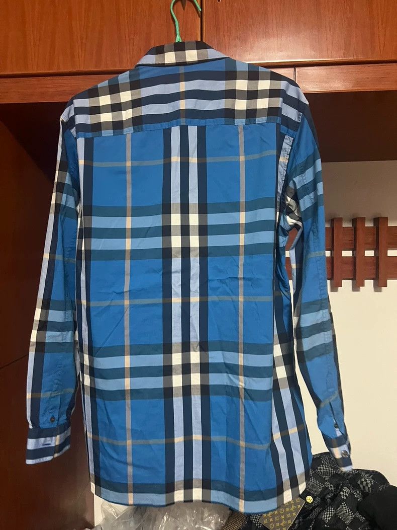 Burberry Burberry blue plaid long sleeve shirt Size US L / EU 52-54 / 3 - 4 Thumbnail
