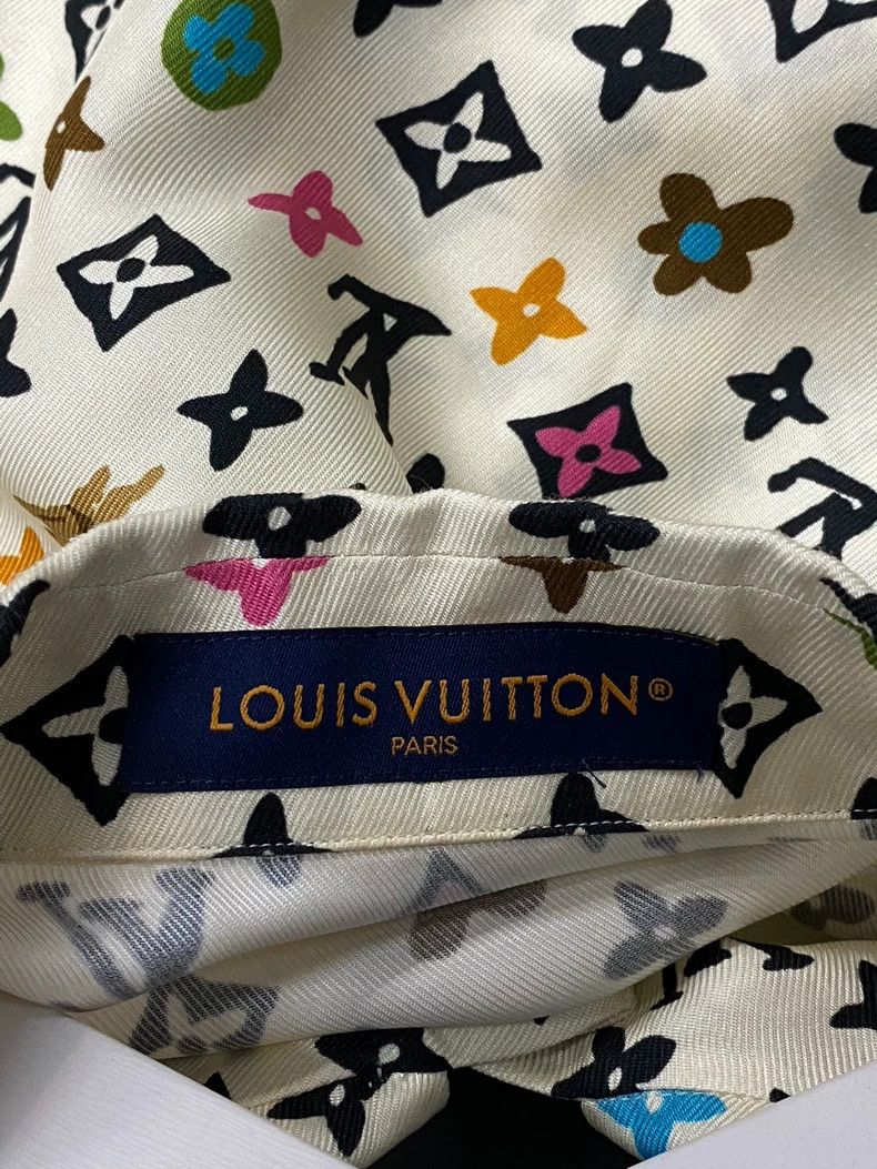Louis Vuitton louis vuitton silk short sleeve shirt Size US S / EU 44-46 / 1 - 5 Thumbnail