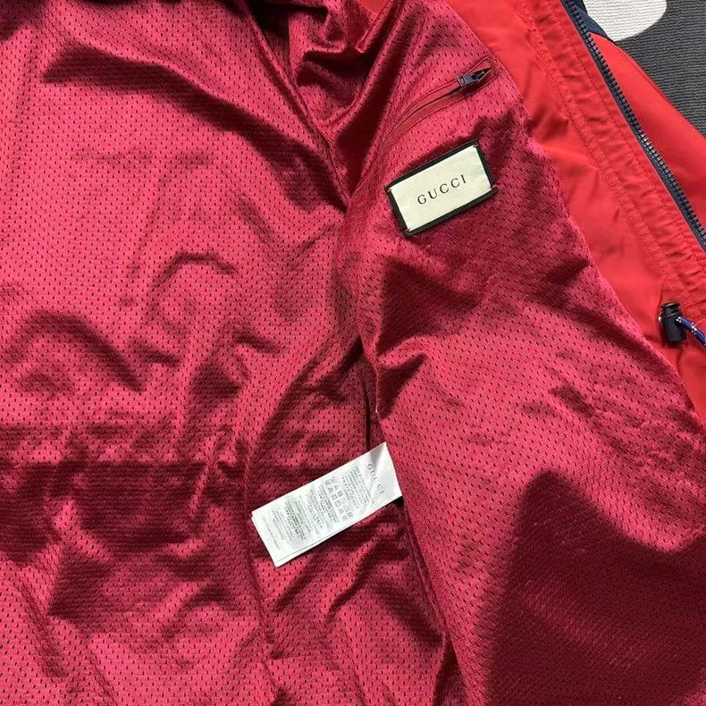 Gucci Gucci Red Blue Stripe Windbreaker Size US L / EU 52-54 / 3 - 7 Thumbnail
