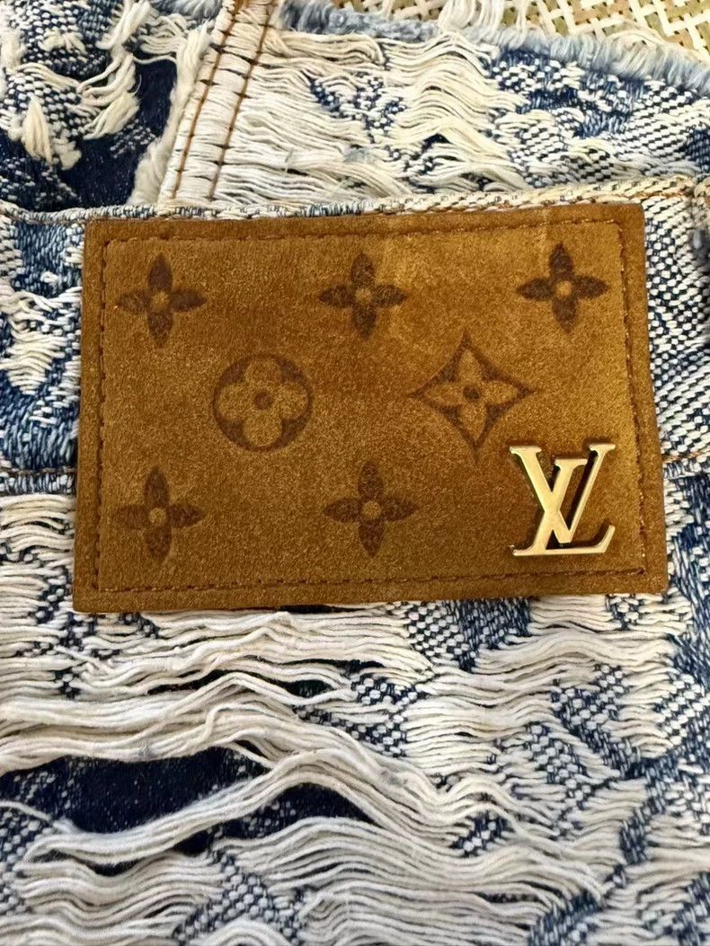 Louis Vuitton lv distressed floral denim shorts Size US 30 / EU 46 - 3 Thumbnail