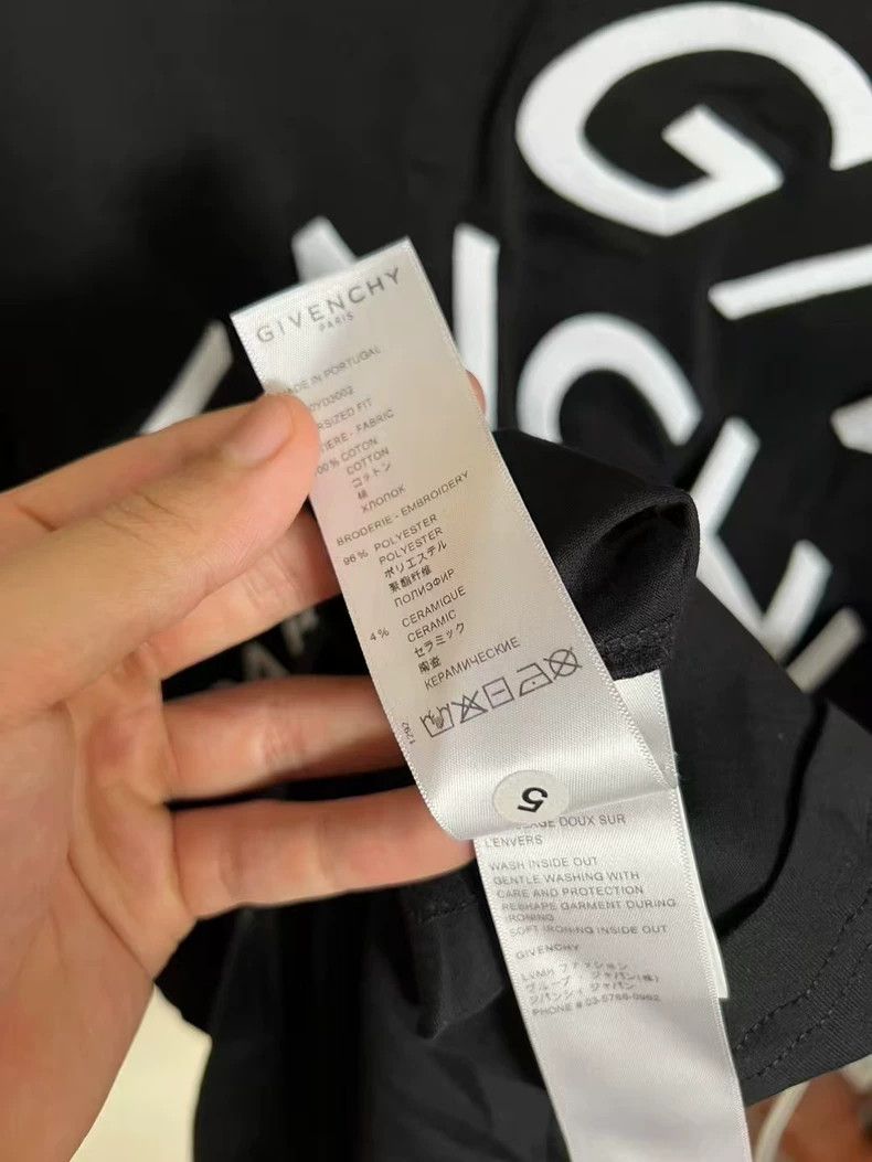 Givenchy Givenchy Black Logo Short Sleeve OS Size US M / EU 48-50 / 2 - 3 Thumbnail