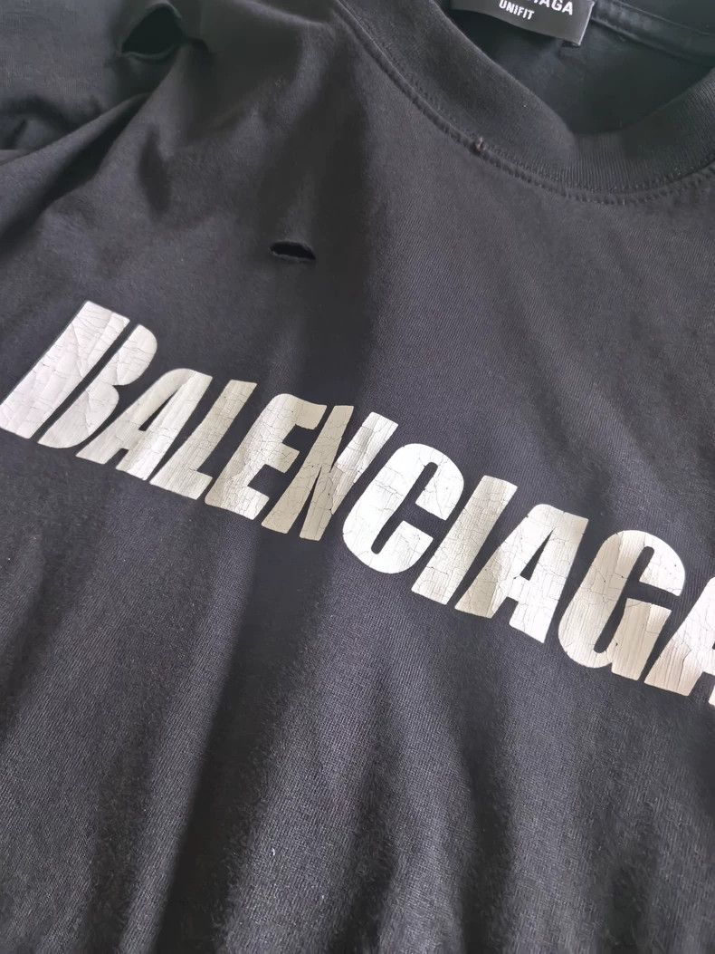 Balenciaga balenciaga s short sleeve Size US S / EU 44-46 / 1 - 8 Thumbnail