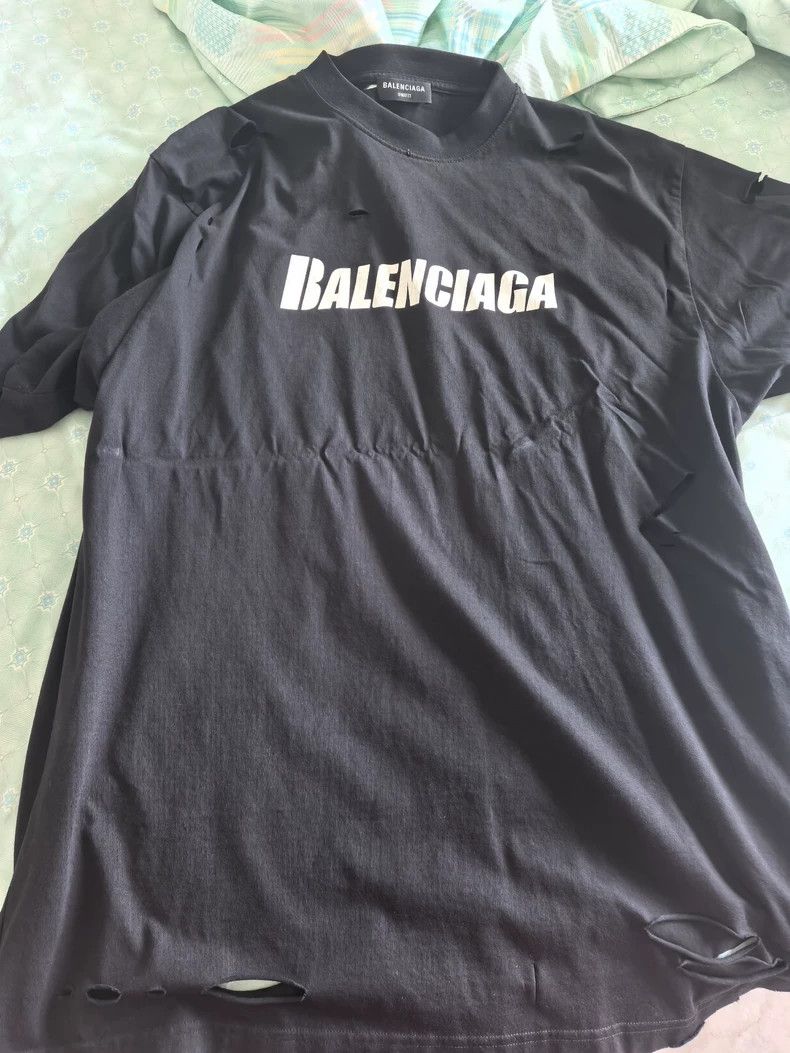 Balenciaga balenciaga s short sleeve Size US S / EU 44-46 / 1 - 9 Thumbnail