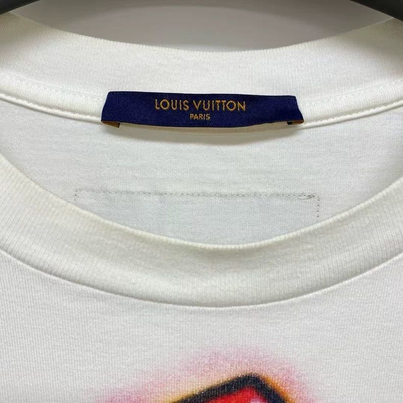 Louis Vuitton Lv Graffiti Short Sleeve T-Shirt Size US XL / EU 56 / 4 - 2 Thumbnail