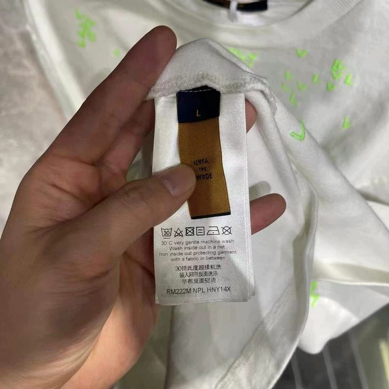Louis Vuitton Louis Vuitton white green short sleeve Size US L / EU 52-54 / 3 - 7 Thumbnail