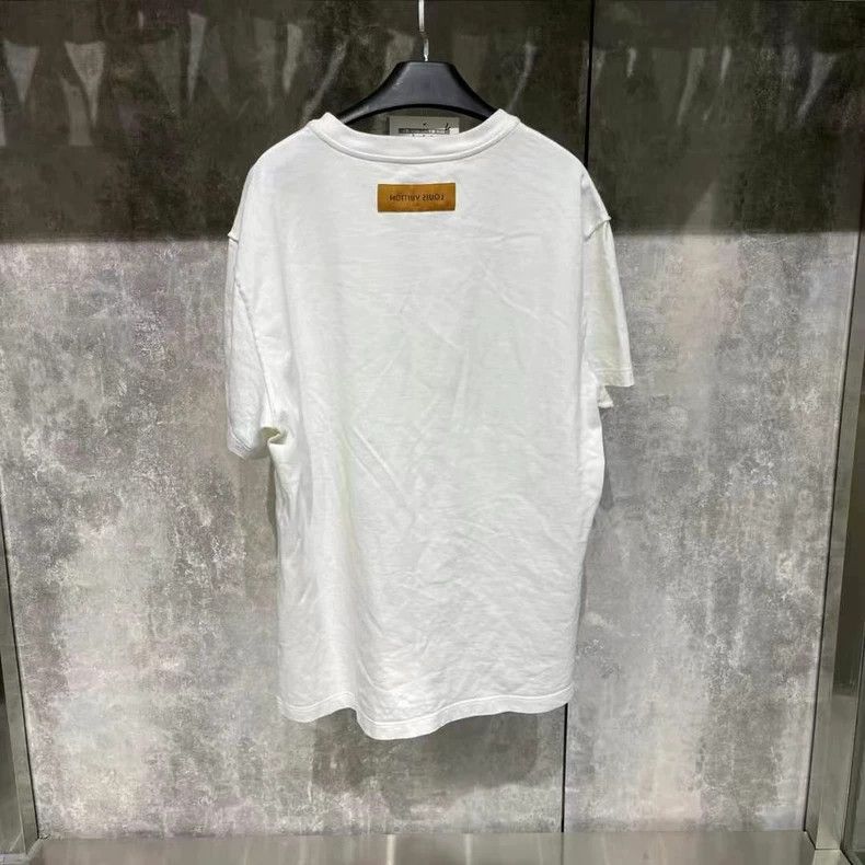 Louis Vuitton Louis Vuitton white green short sleeve Size US L / EU 52-54 / 3 - 2 Thumbnail