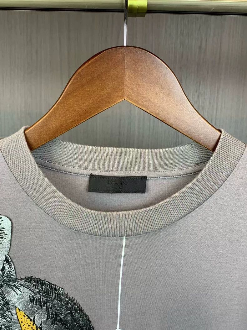 Prada Prada short sleeve shirt with graphic Size US XS / EU 42 / 0 - 3 Thumbnail
