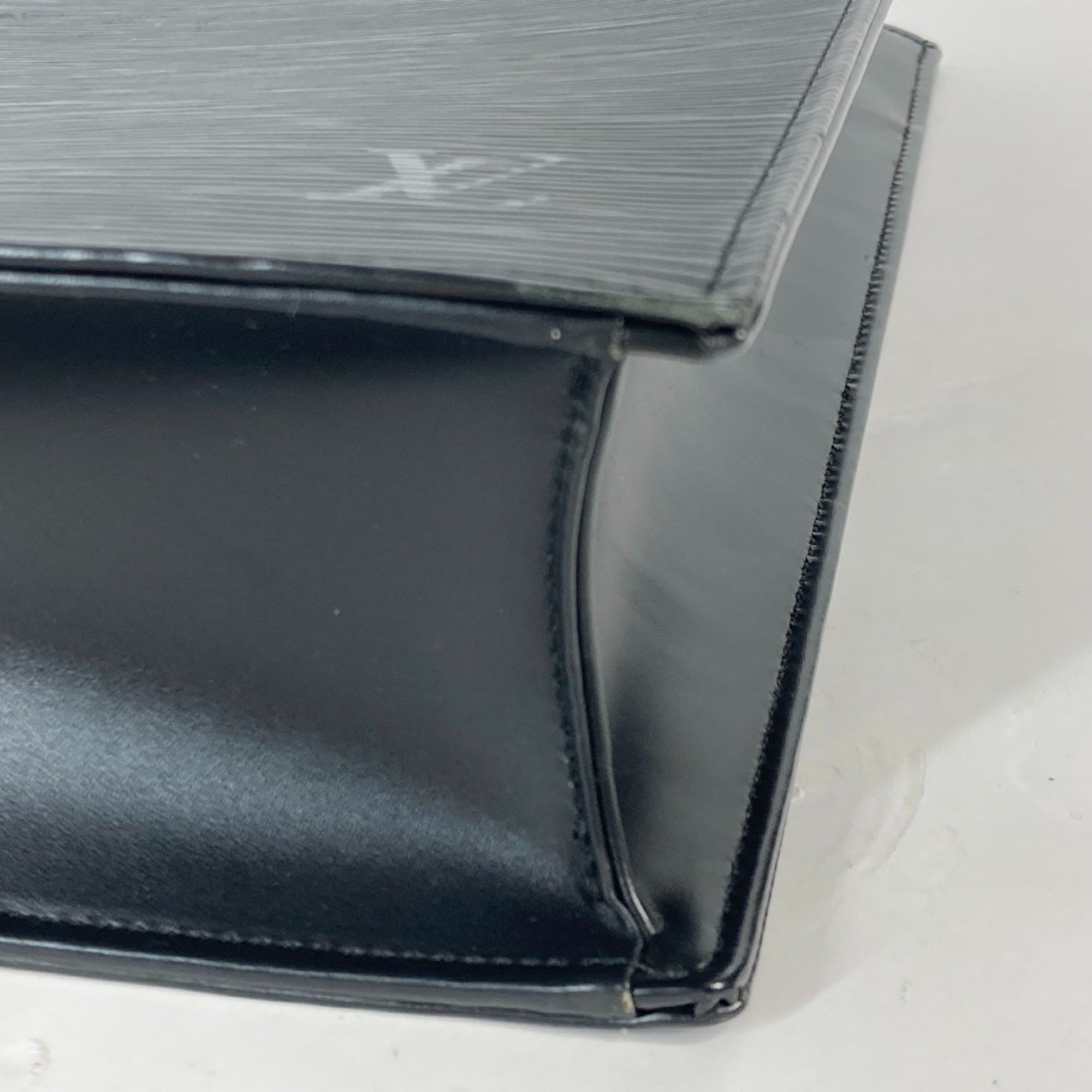 Louis Vuitton Louis Vuitton Ombre handbag Size ONE SIZE - 11 Thumbnail