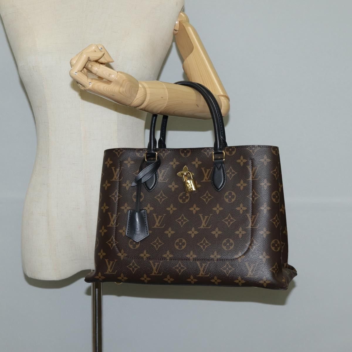 Louis Vuitton Louis Vuitton Flower tote Size ONE SIZE - 16 Thumbnail